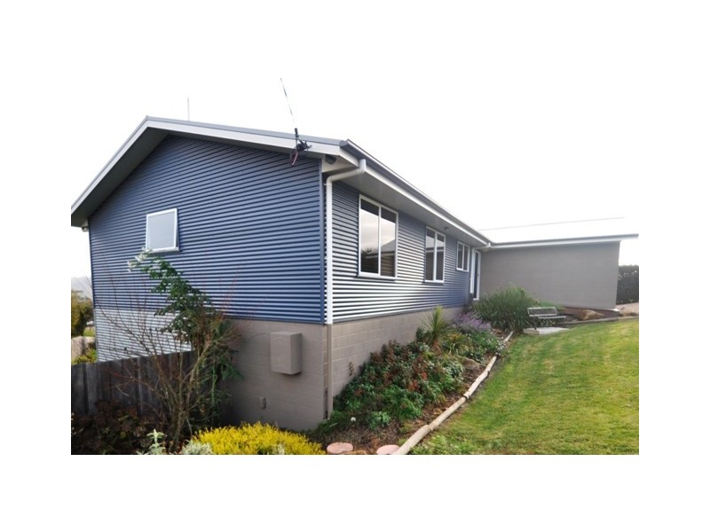 22 Highfield Road, Ambleside TAS 7310