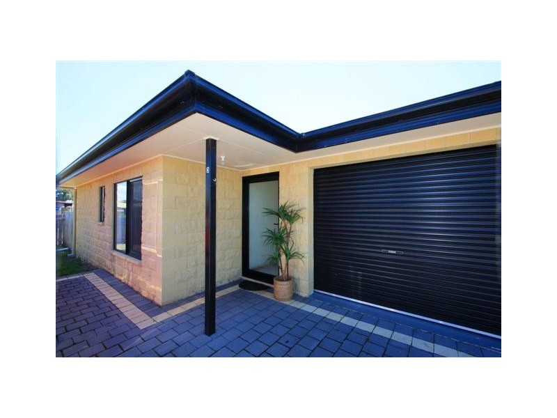 2/86-88 Lovett Street, Devonport TAS 7310