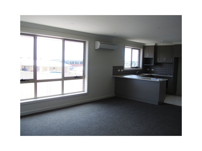 1/6 Rowena Court, Devonport TAS 7310