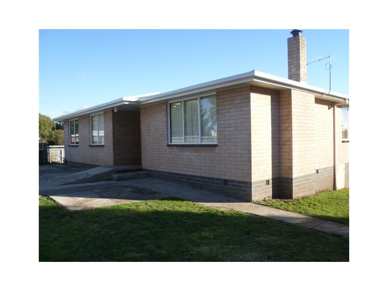 45 Chichester Drive, Devonport TAS 7310