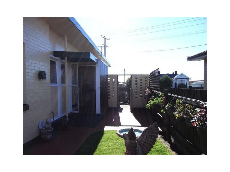 126 Main Street, Ulverstone TAS 7315