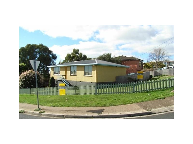 51 Torquay Road, East Devonport TAS 7310