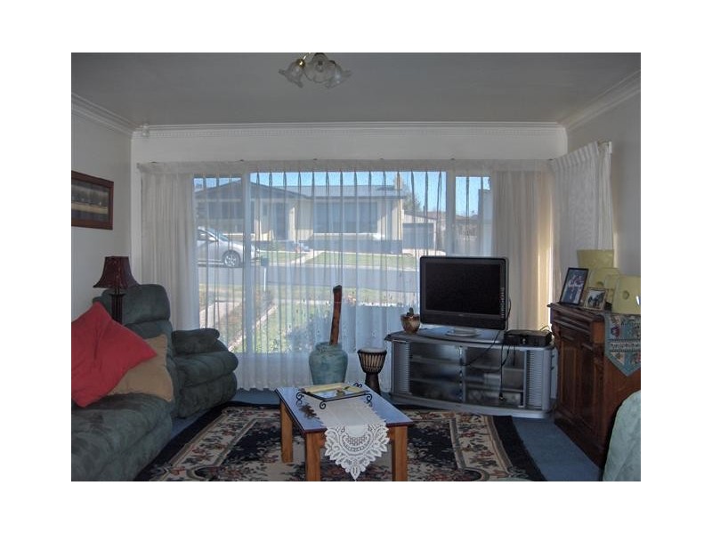 33 Churchill Avenue, Devonport TAS 7310