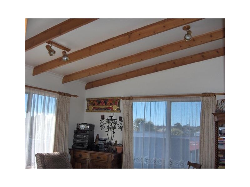 33 Churchill Avenue, Devonport TAS 7310