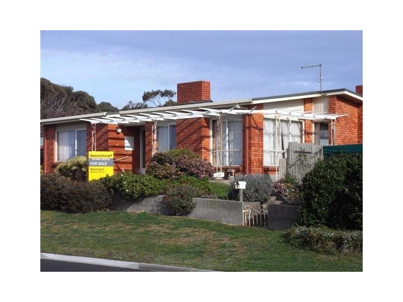 2 Turners Avenue, Turners Beach TAS 7315