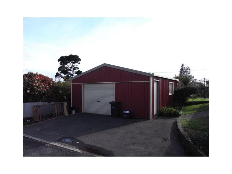 2 Turners Avenue, Turners Beach TAS 7315