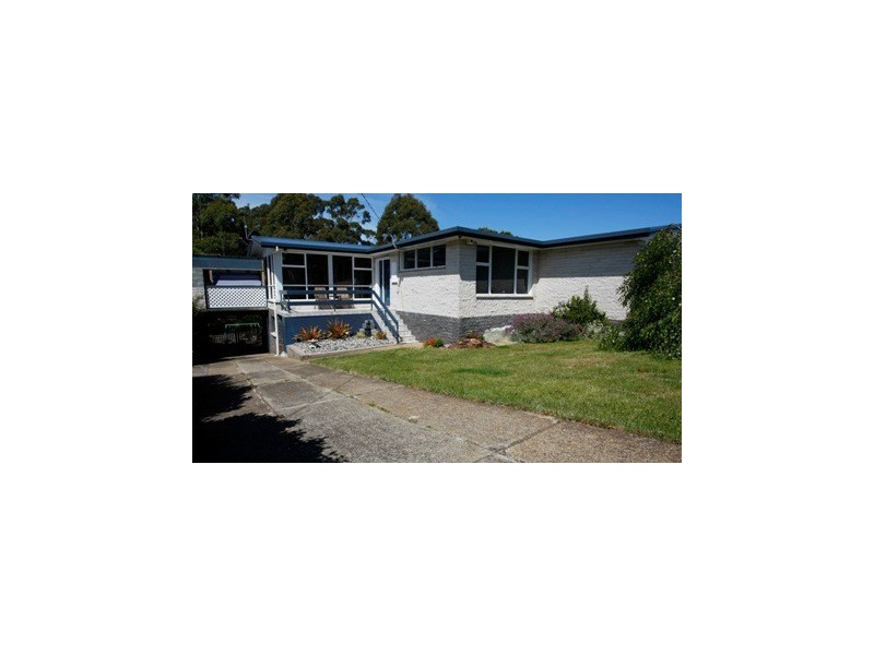 31 Coomera Crescent, Devonport TAS 7310