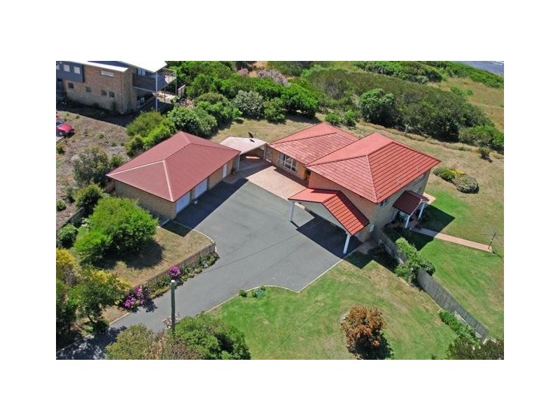 99 Beach Road, Leith TAS 7315