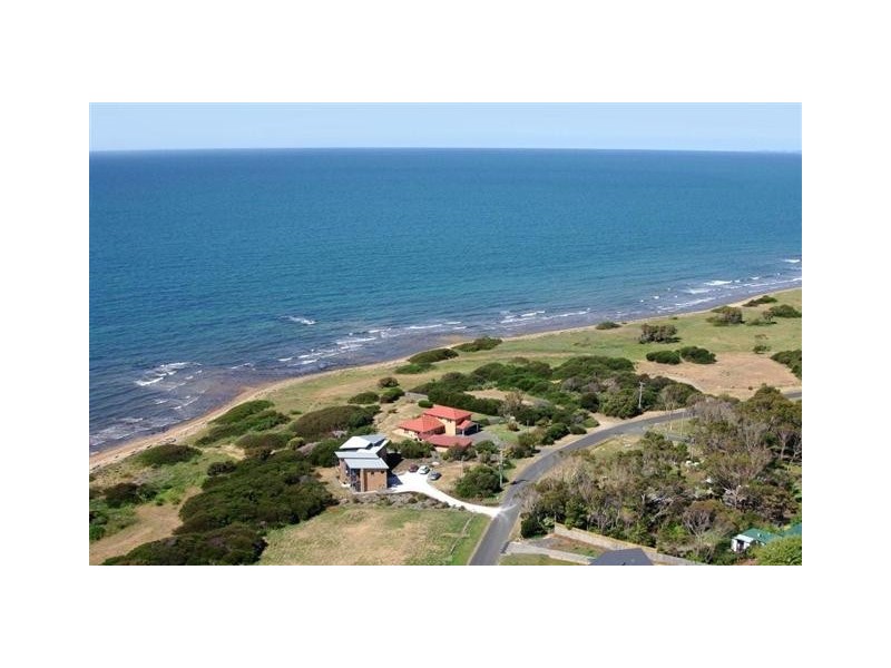 99 Beach Road, Leith TAS 7315