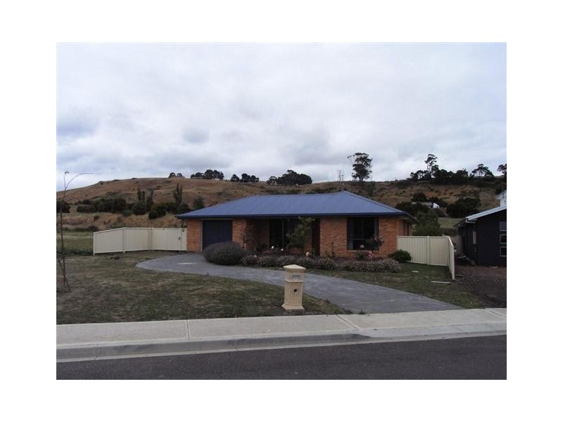 1 Sandhaven Crescent, Sulphur Creek TAS 7316