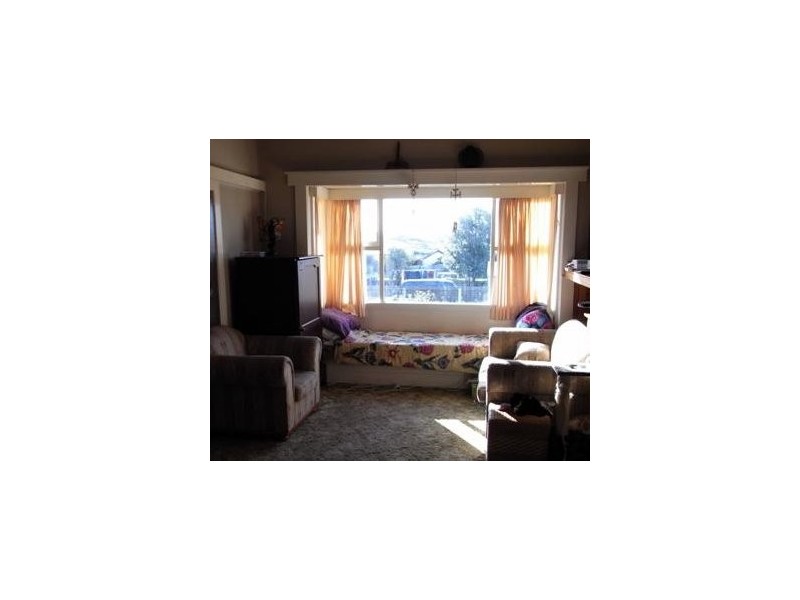 63  Leven Street, Ulverstone TAS 7315