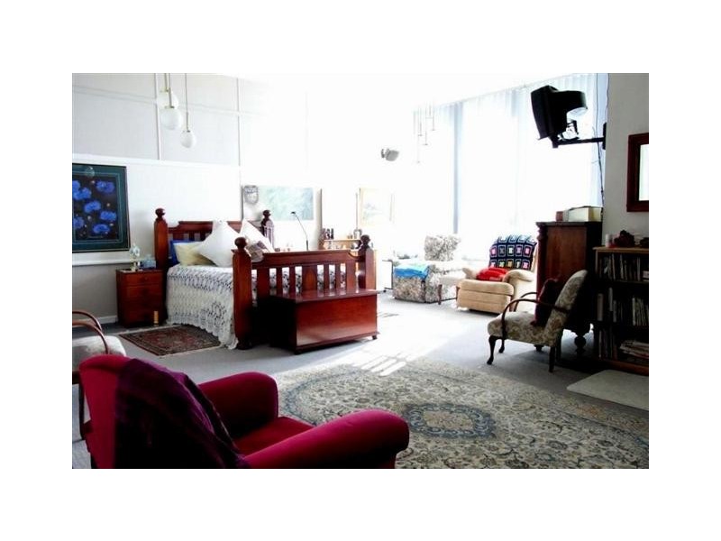 30 King Edward Street, Penguin TAS 7316