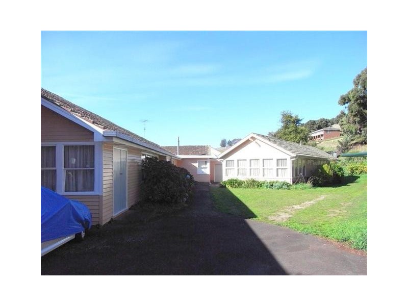30 King Edward Street, Penguin TAS 7316