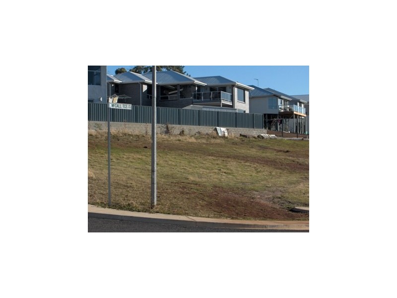 42 Leary Avenue, Stony Rise TAS 7310