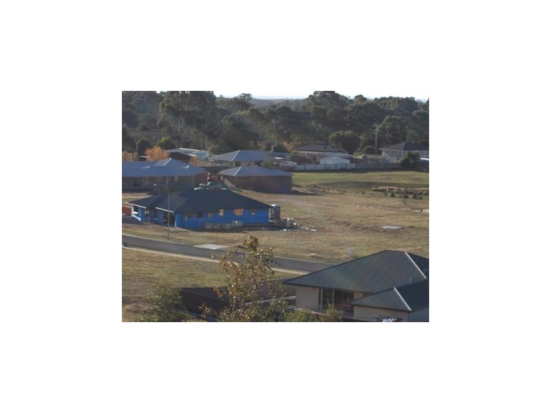 41 McCall Terrace, Stony Rise TAS 7310