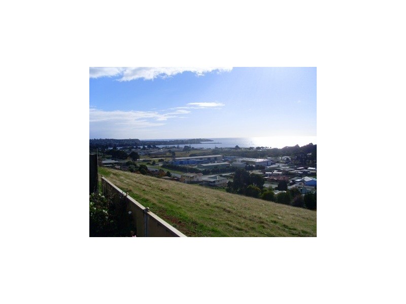 15 Upper Drew Street, East Devonport TAS 7310