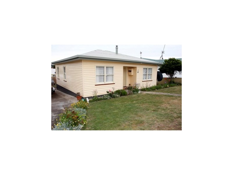 24 Douglas Street, East Devonport TAS 7310