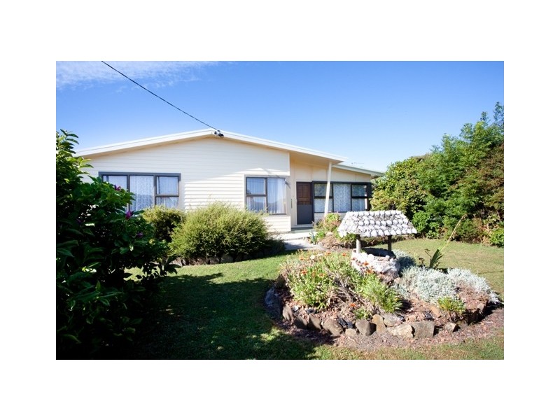 11 Gerrand Street, Latrobe TAS 7307