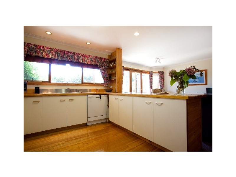 24 George Street, Devonport TAS 7310
