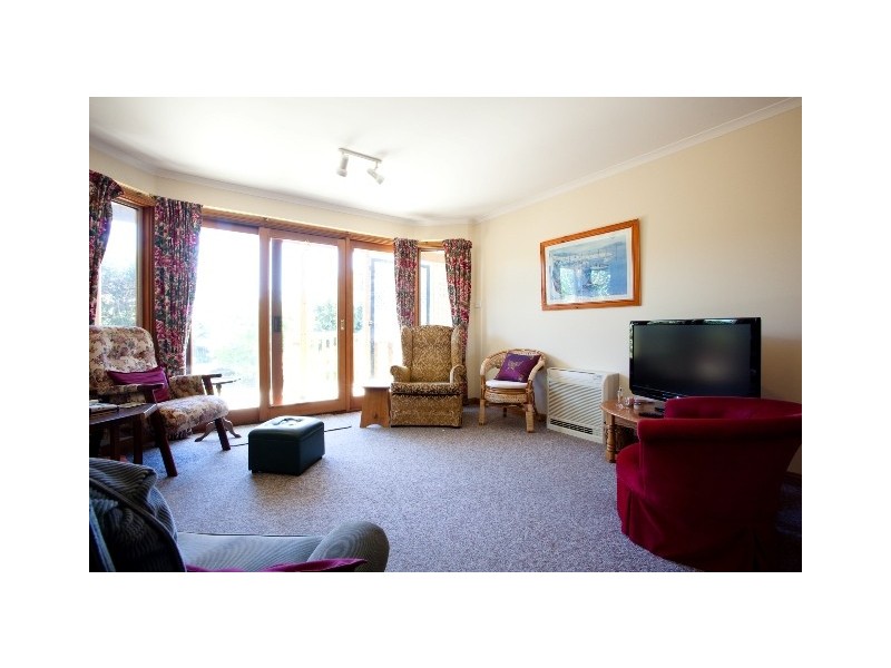 24 George Street, Devonport TAS 7310