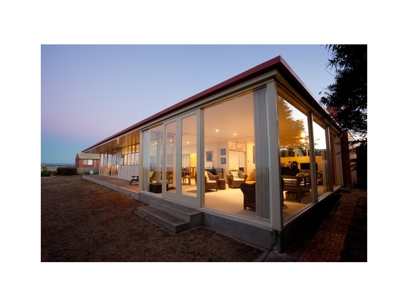 126 James Street, Devonport TAS 7310