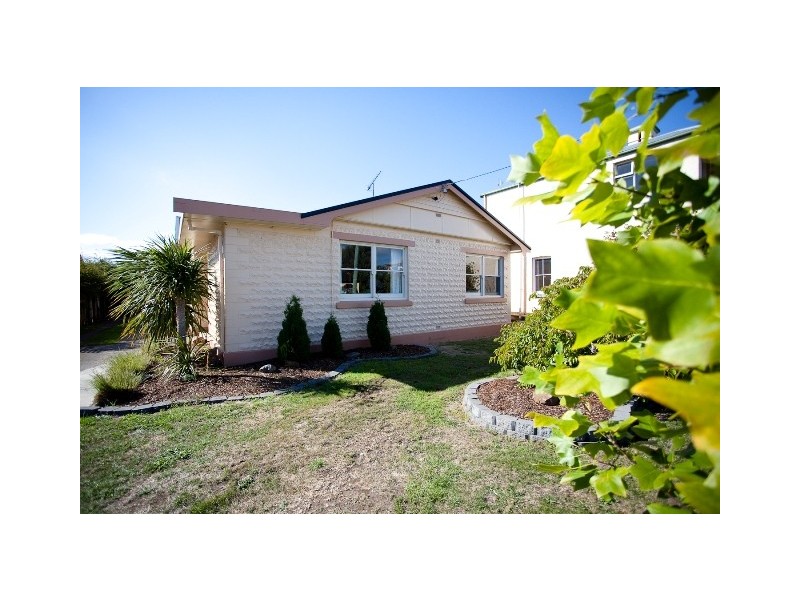 9 Hamilton Street, Latrobe TAS 7307
