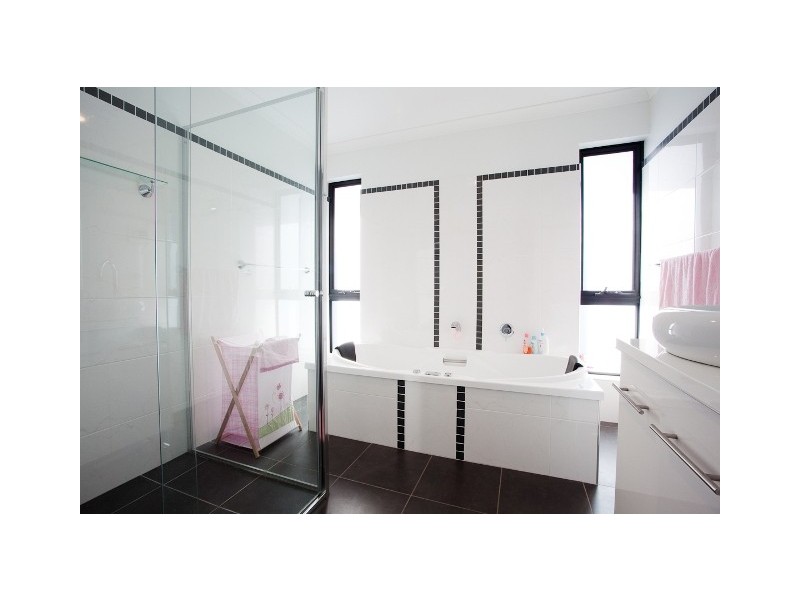 5 Dana Drive, Devonport TAS 7310