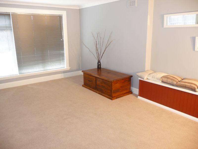 90 Hillcrest Road, Devonport TAS 7310