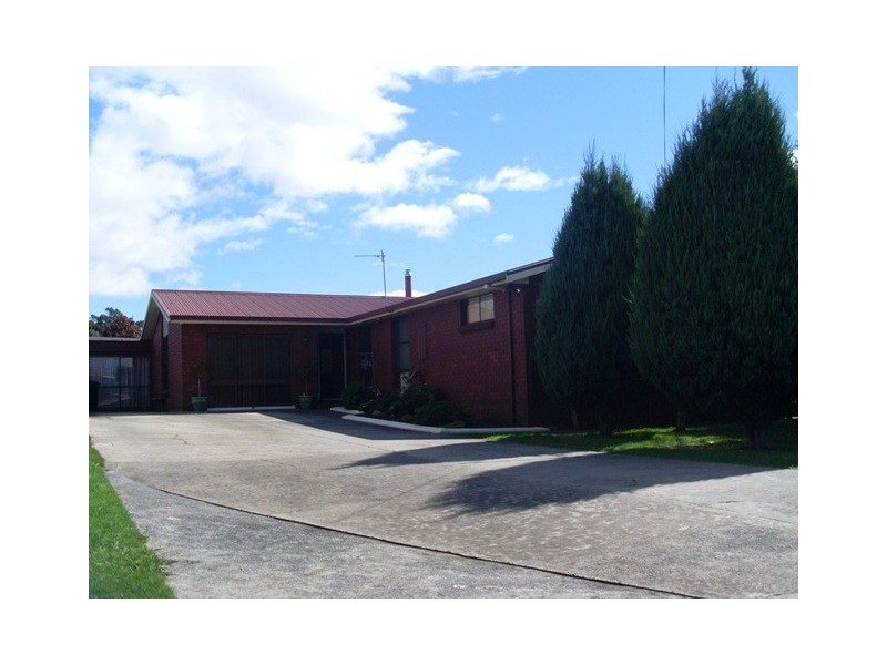 6 Lynd Court, Devonport TAS 7310