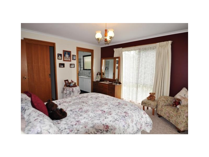 8 Wrenswood Drive, Quoiba TAS 7310