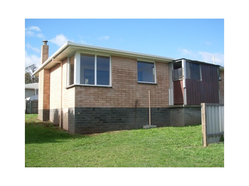 45 Chichester Drive, Devonport TAS 7310