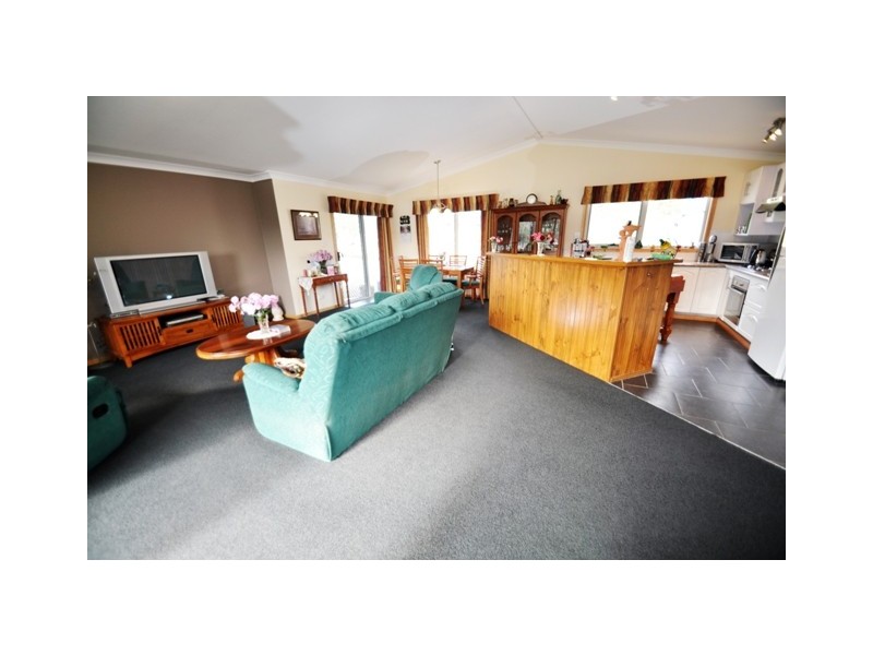 66 Barnes Road, South Spreyton TAS 7310