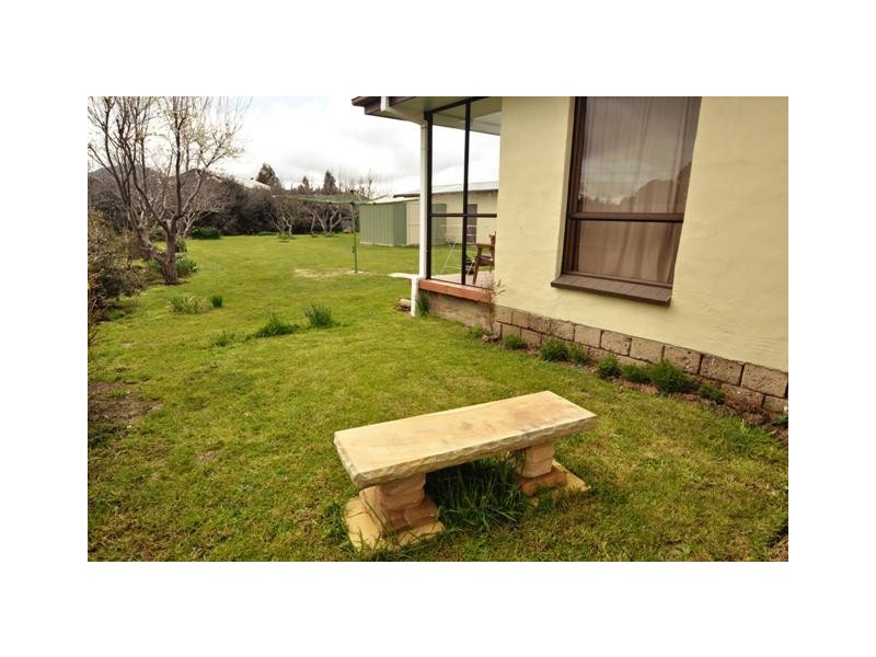 127 Main Street, Sheffield TAS 7306