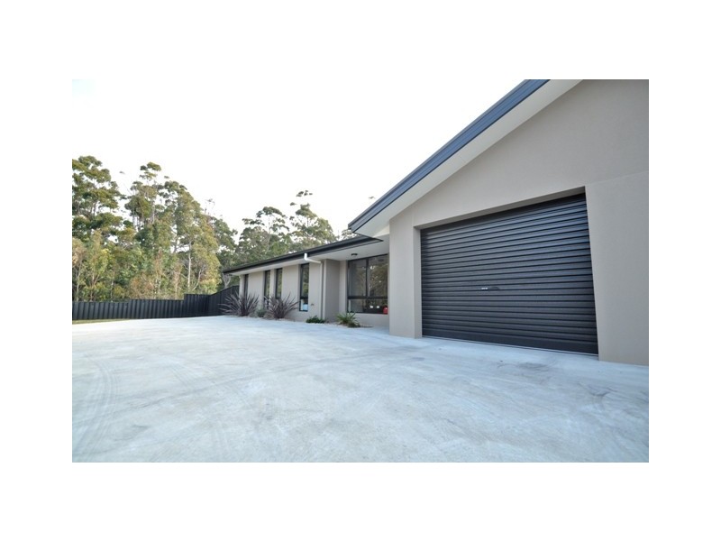 2/10 Leary Avenue, Stony Rise TAS 7310