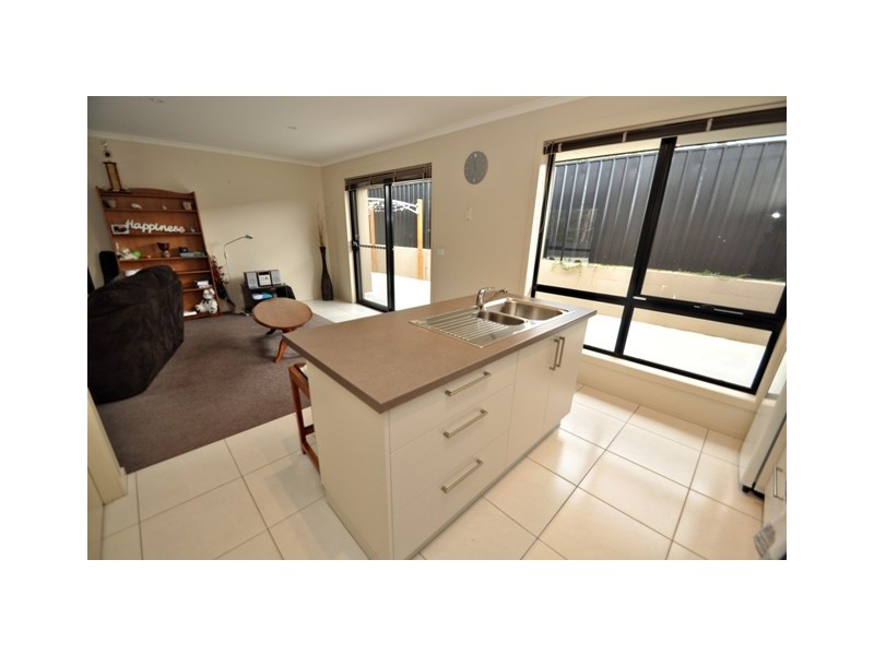 2/10 Leary Avenue, Stony Rise TAS 7310