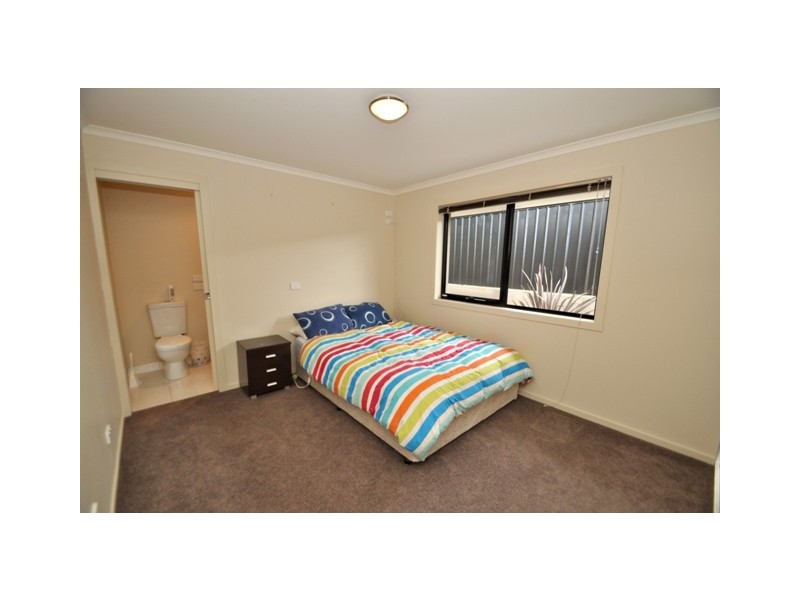 2/10 Leary Avenue, Stony Rise TAS 7310