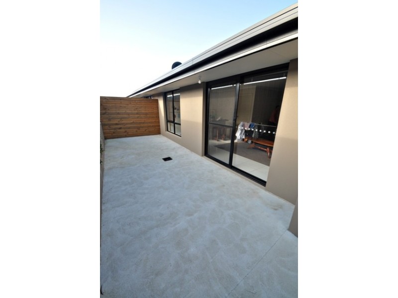 2/10 Leary Avenue, Stony Rise TAS 7310