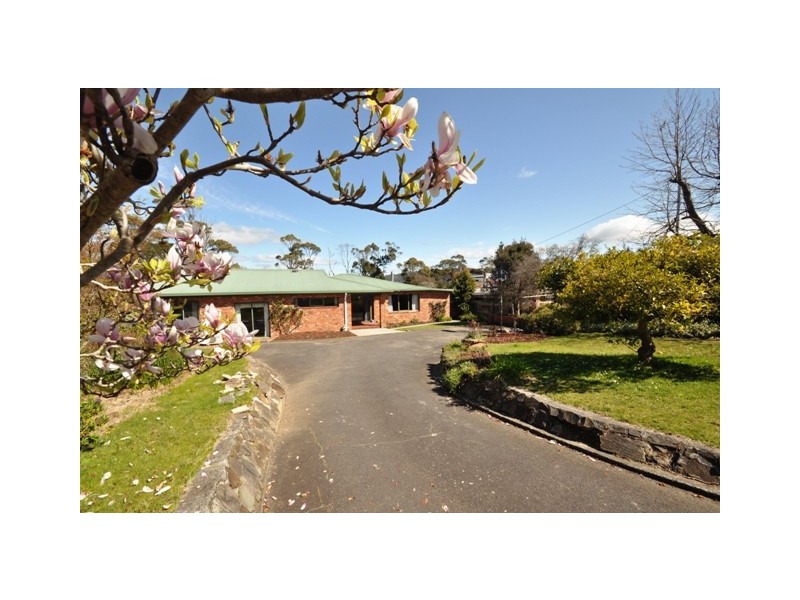 142 River Road, Ambleside TAS 7310