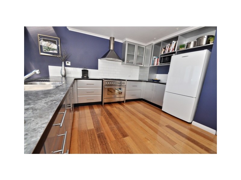 4 Monash Court, Devonport TAS 7310