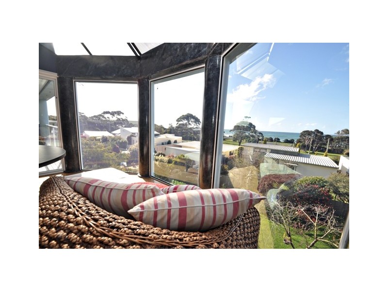 4 Monash Court, Devonport TAS 7310