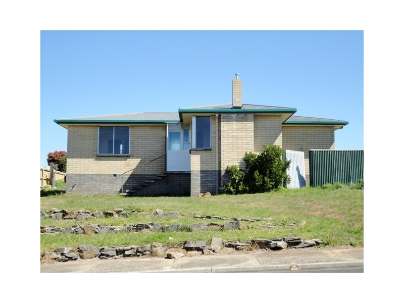 31 Morris Avenue, Devonport TAS 7310