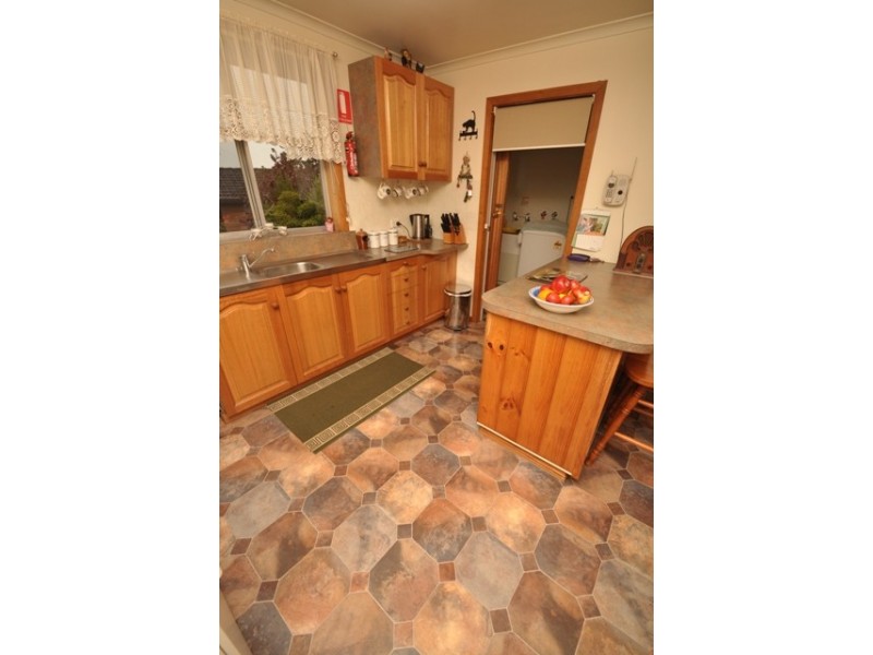 56 Morris Avenue, Devonport TAS 7310