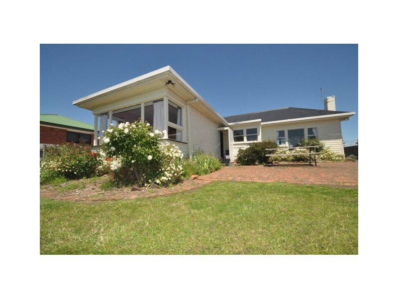 52 Nicholls Street, Devonport TAS 7310