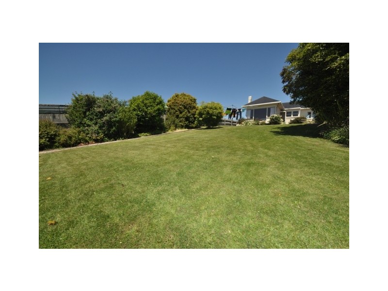 52 Nicholls Street, Devonport TAS 7310