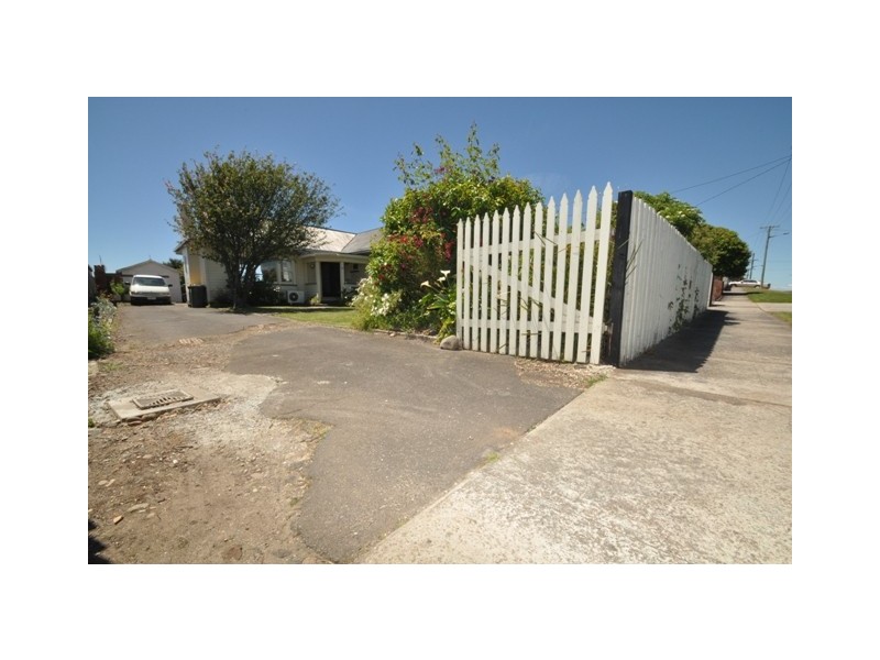 52 Nicholls Street, Devonport TAS 7310