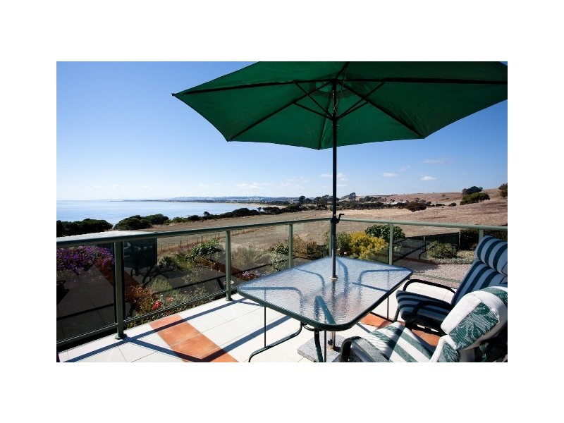 8 Elanora Place, East Devonport TAS 7310