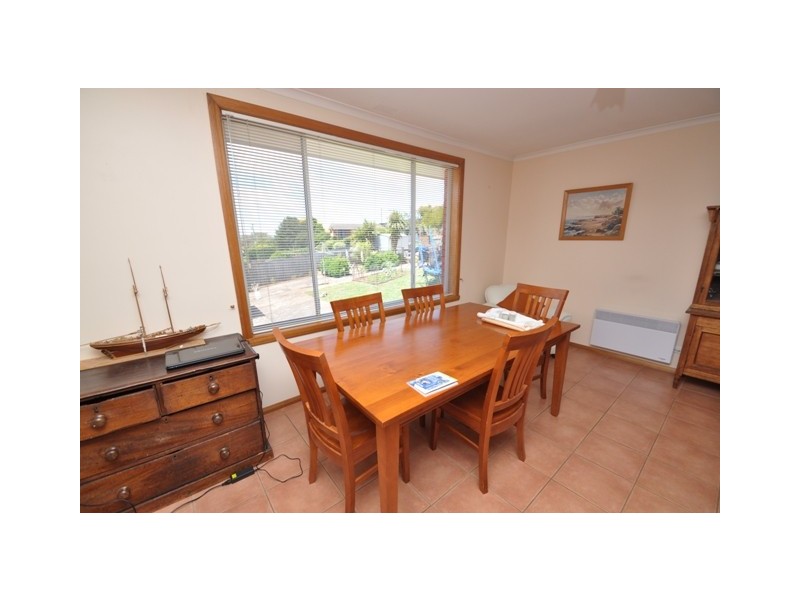 10 Coomera Crescent, Devonport TAS 7310