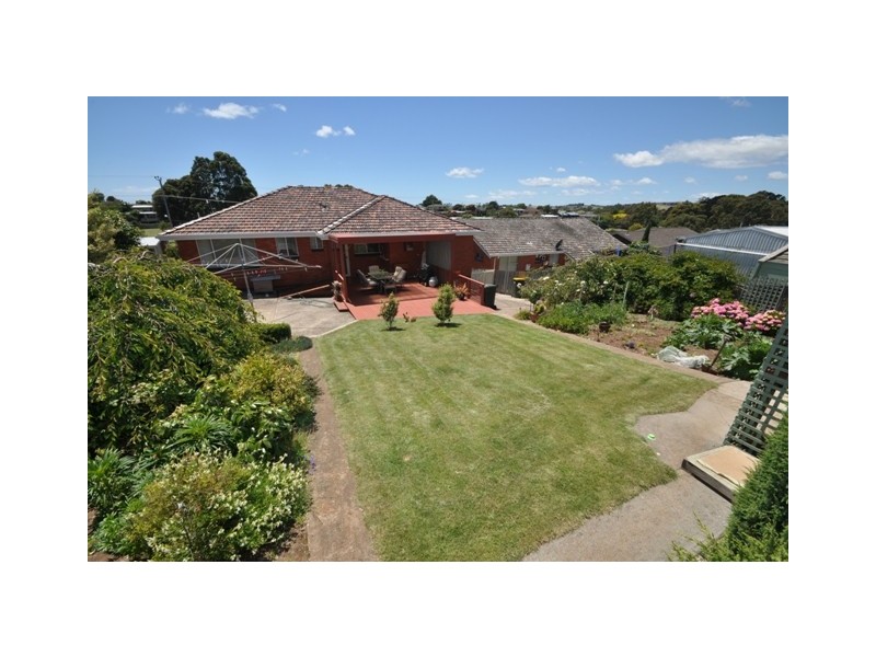 10 Coomera Crescent, Devonport TAS 7310