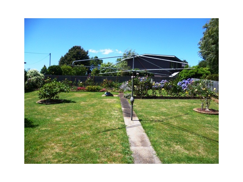 15 Mungala Crescent, Devonport TAS 7310