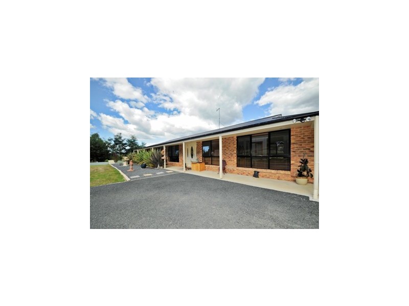 87 Clayton Drive, Spreyton TAS 7310